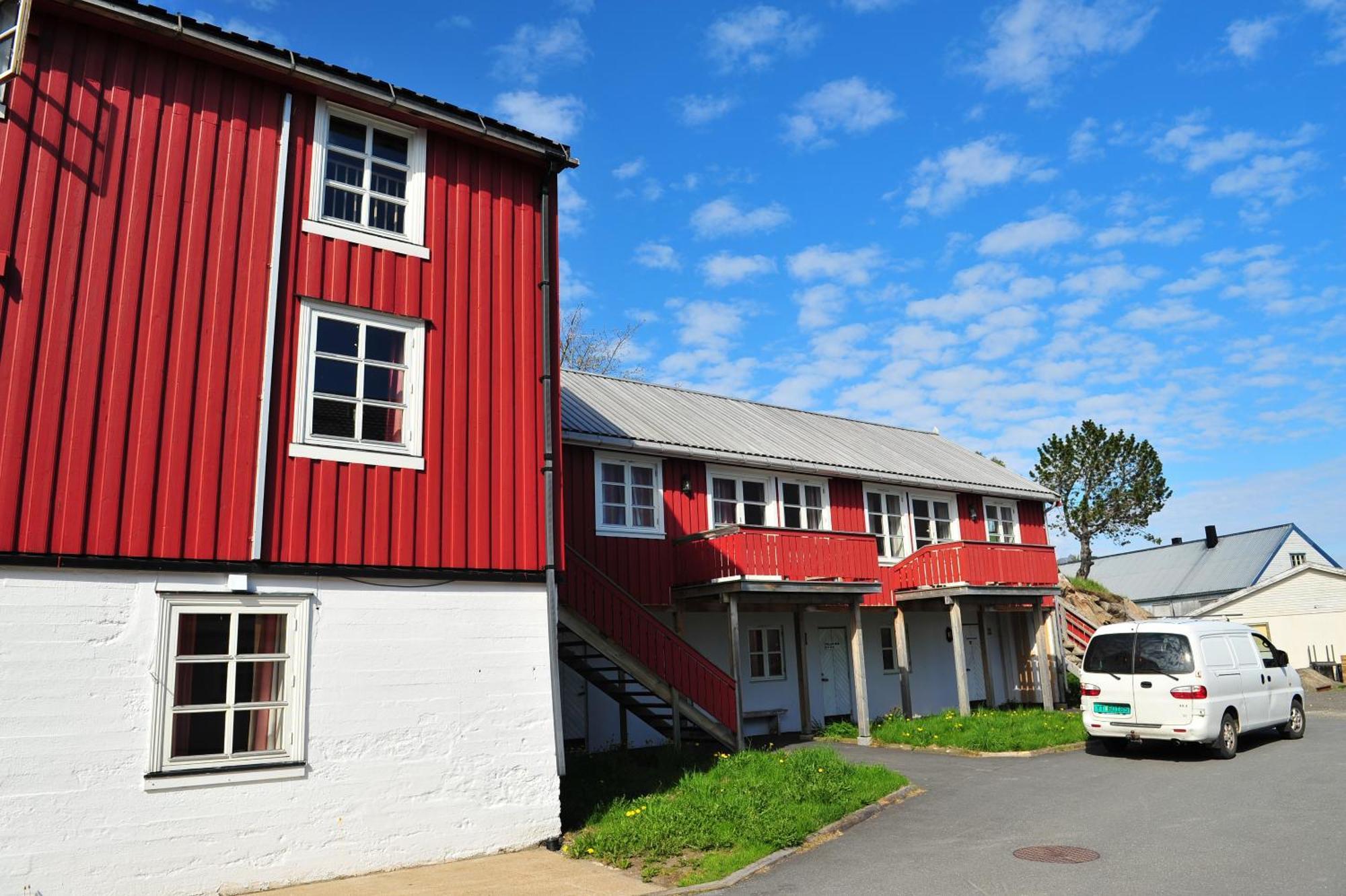 Tyskhella Rorbuer Apartment Kabelvag Exterior photo